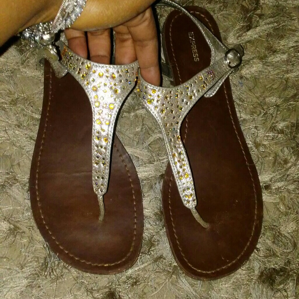 ✨✨🔥🔥EXPRESS THONG SANDALS🔥🔥✨✨